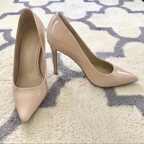 nude high heels size 5